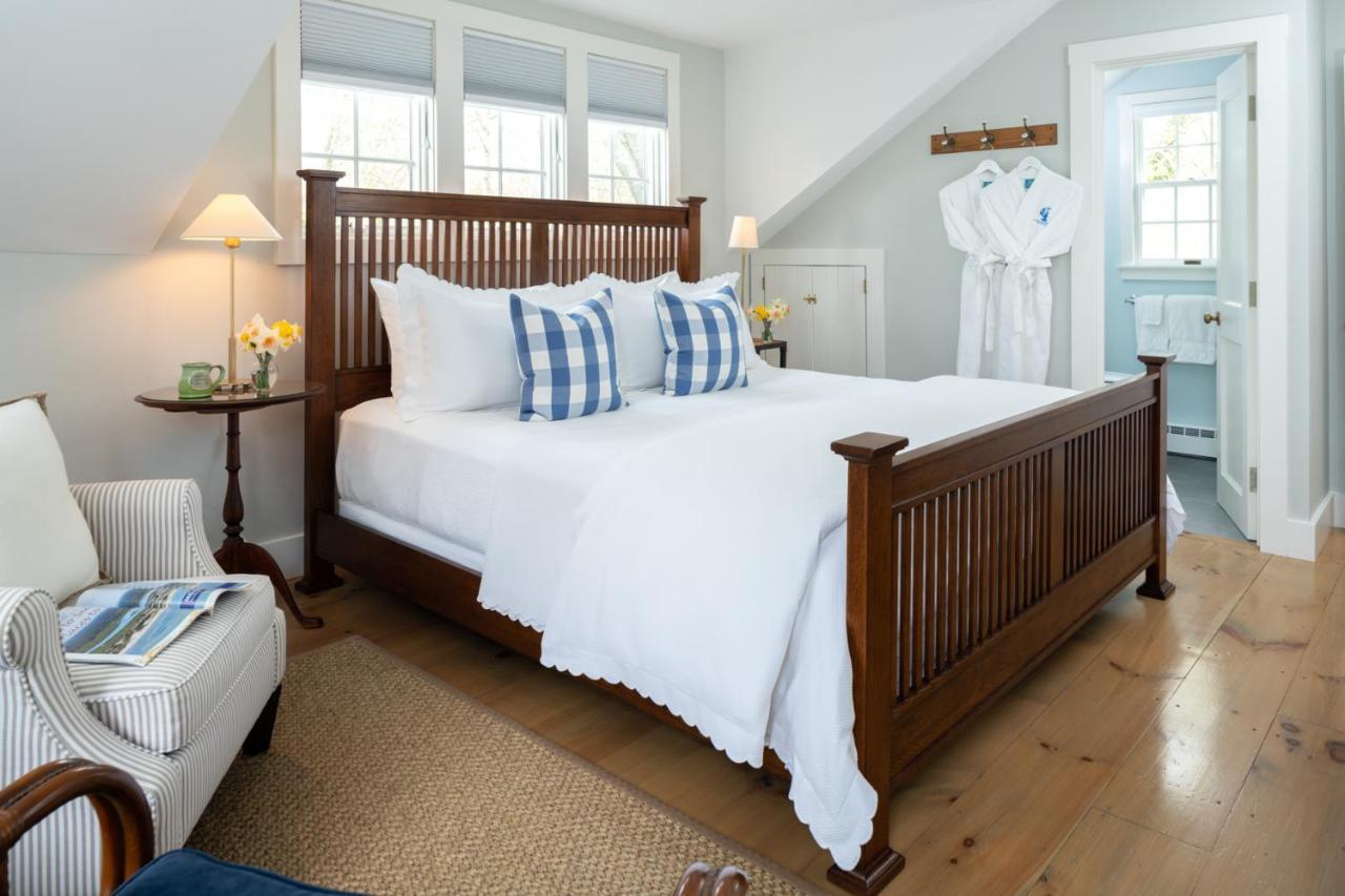 Candleberry Inn On Cape Cod Брюстър Екстериор снимка