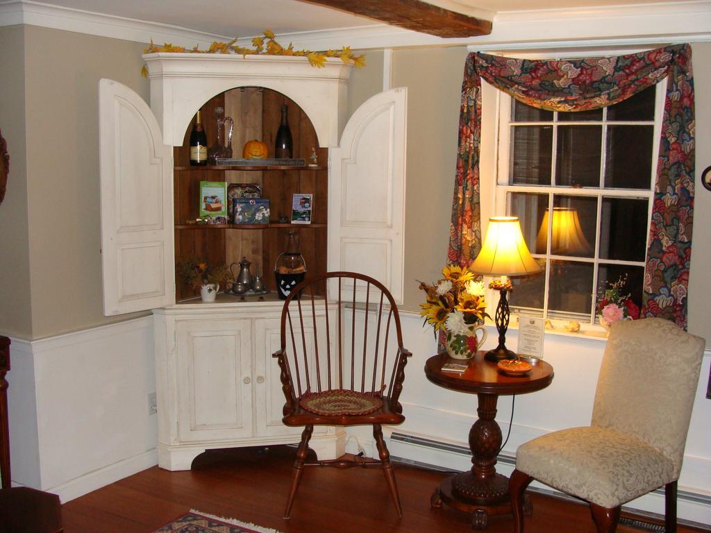 Candleberry Inn On Cape Cod Брюстър Екстериор снимка