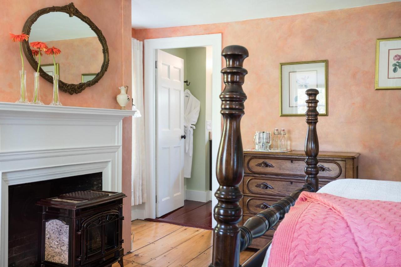 Candleberry Inn On Cape Cod Брюстър Екстериор снимка