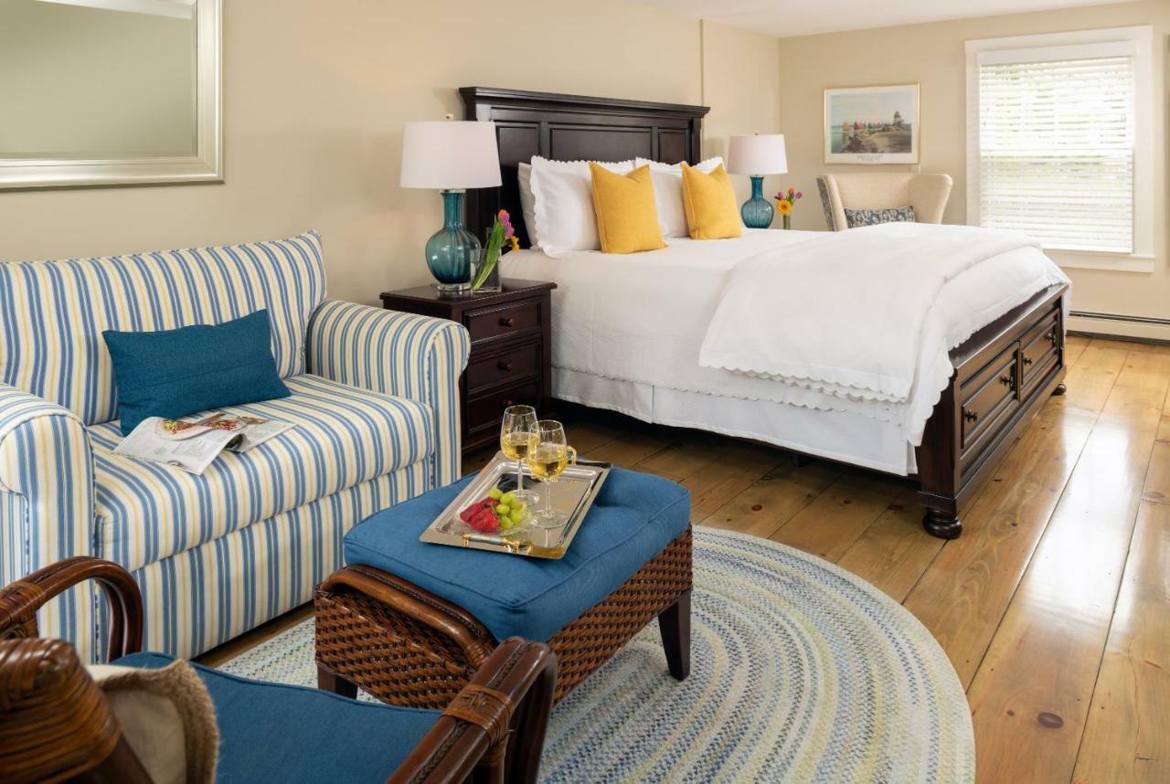 Candleberry Inn On Cape Cod Брюстър Екстериор снимка