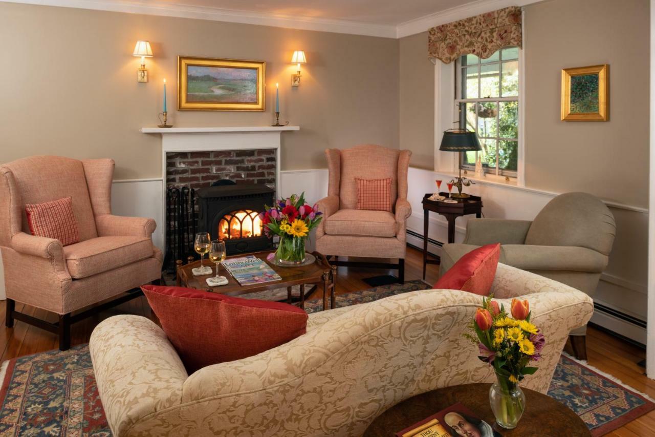 Candleberry Inn On Cape Cod Брюстър Екстериор снимка